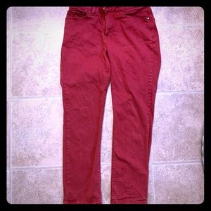 Sz 6 red 👖 jeans Lee straight leg comfy woman’s!